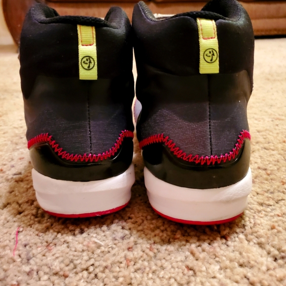 Zumba "Flex Classic High" tops with silver straps - Picture 3 of 7